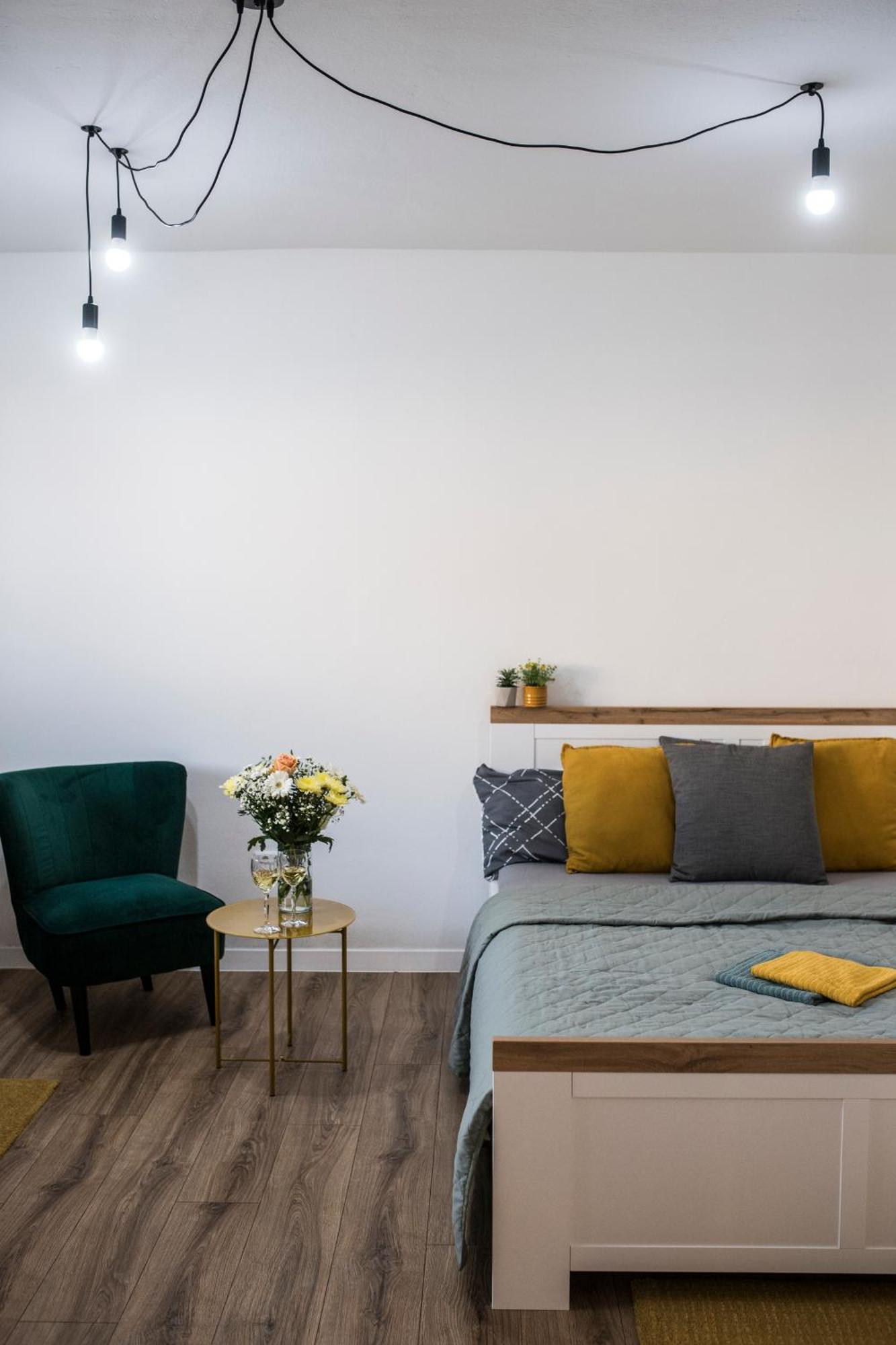 Apartment M.f.